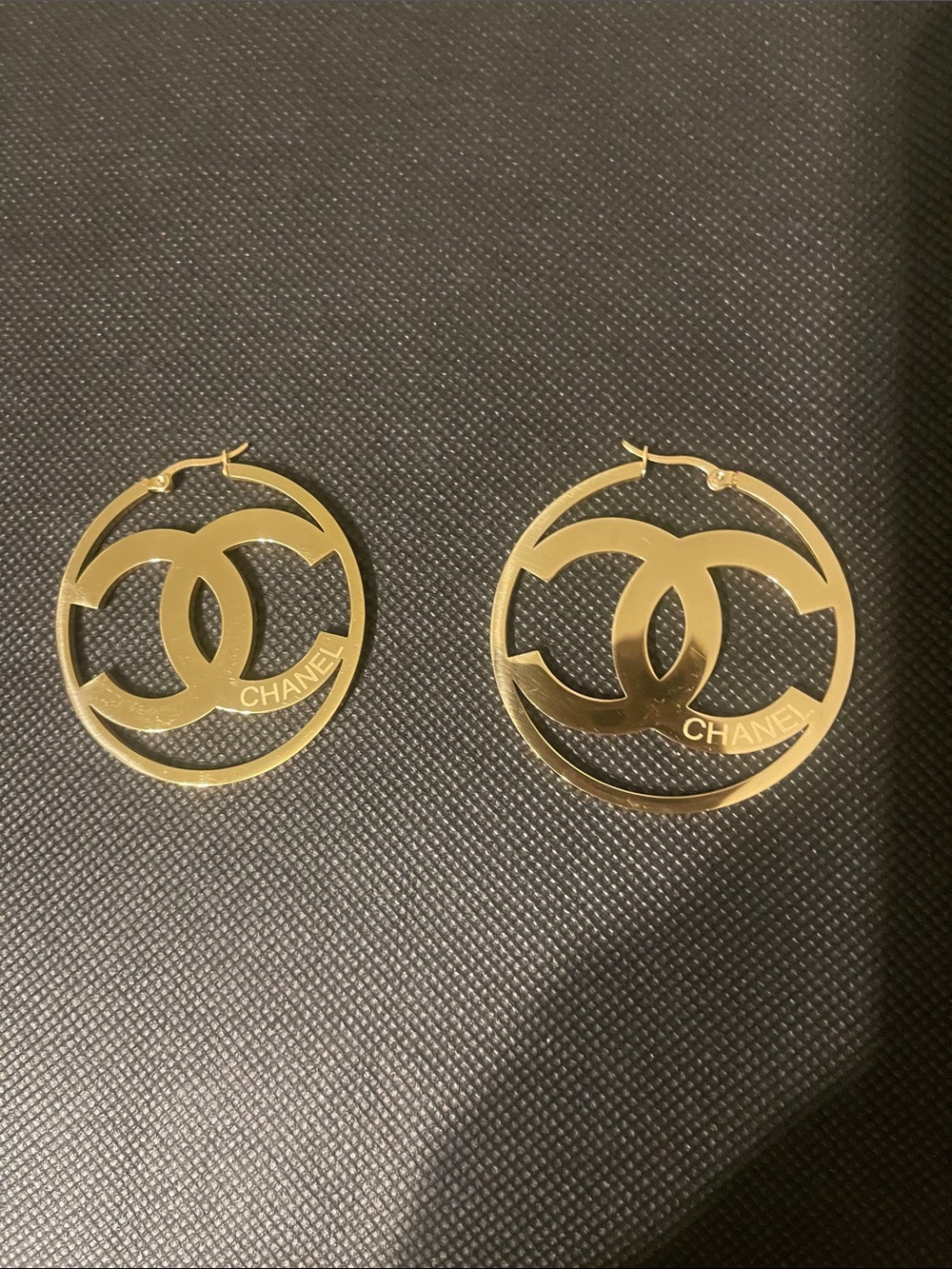 Stainless steel Source Unknown Gold Plated Interlocking CC Round Drop Earrings